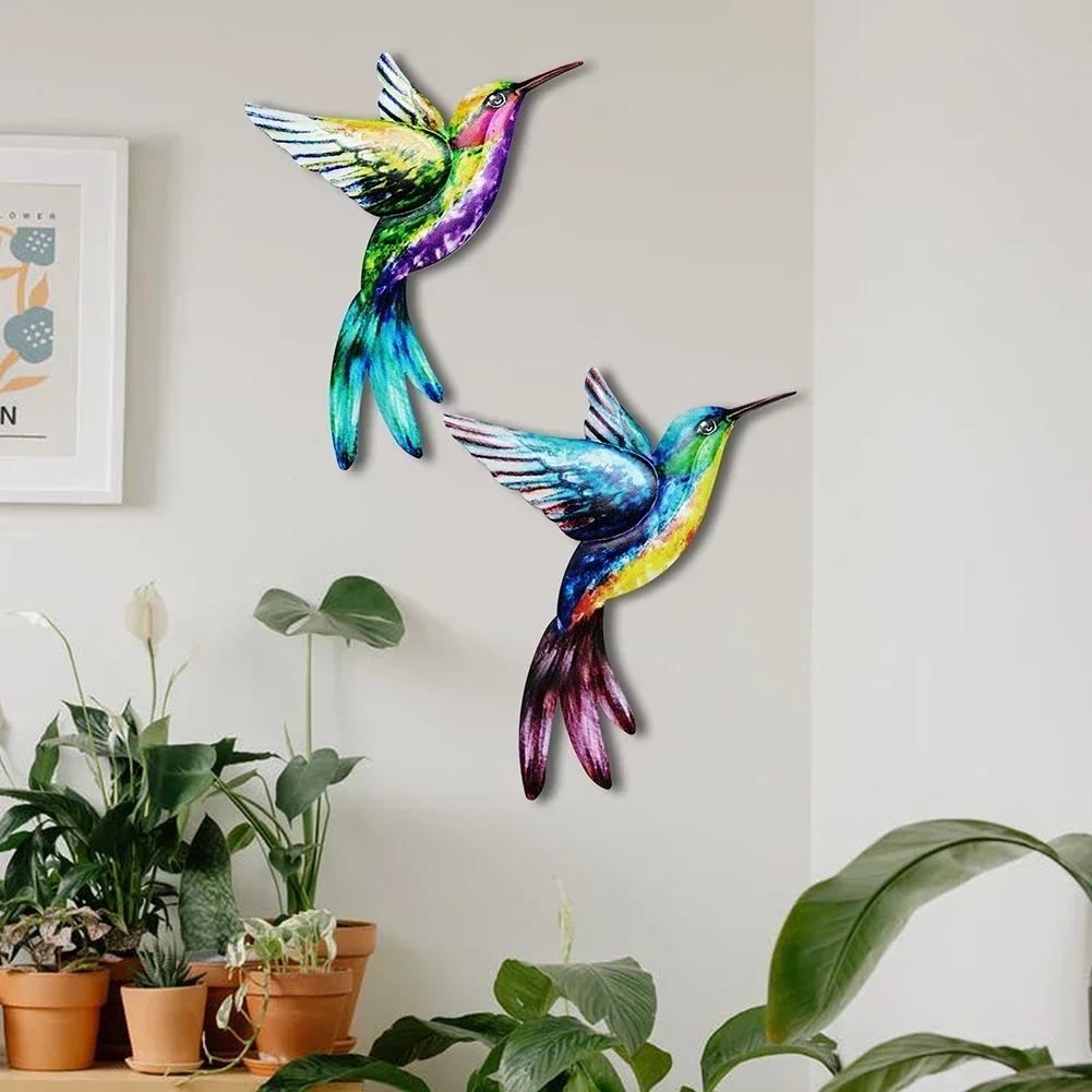 โลหะ BIRD Wall Art ประติมากรรมแขวนกลางแจ้งเครื่องประดับ Big Hummingbird จี้สําหรับ Garden Wall ตกแต่งบ้าน