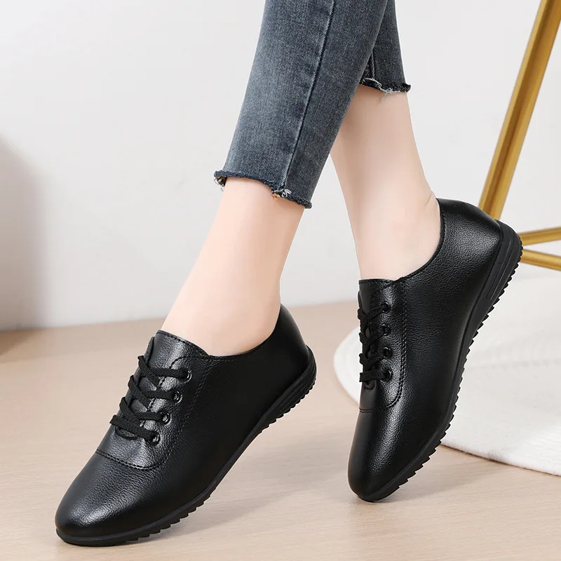 Women Flat Shoes Comfortable Walking Shoes Soft-sole Moccasins Spring White Shoes Black Lace-up Casual Women Sneakers WSH5725 view 3