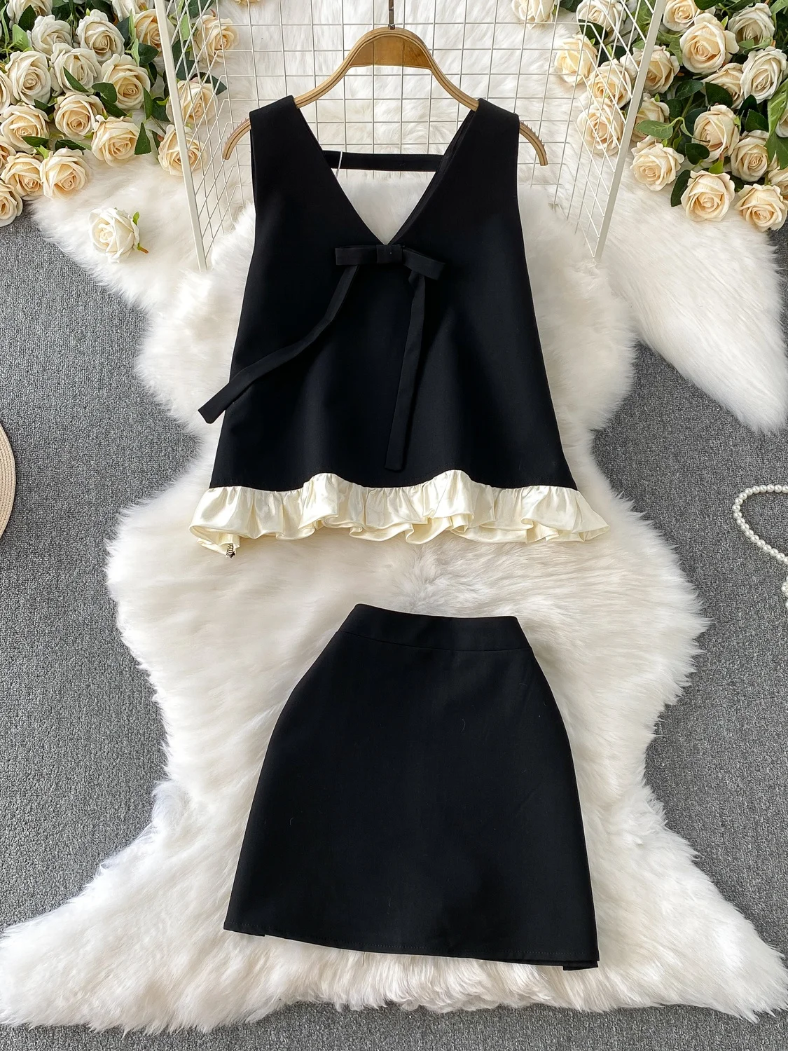 

Ele V-ne Knot Vest High Waist Anti-lift Skirt Set Faionable Splice Design Women's Summer Outfit Two-piece Set
