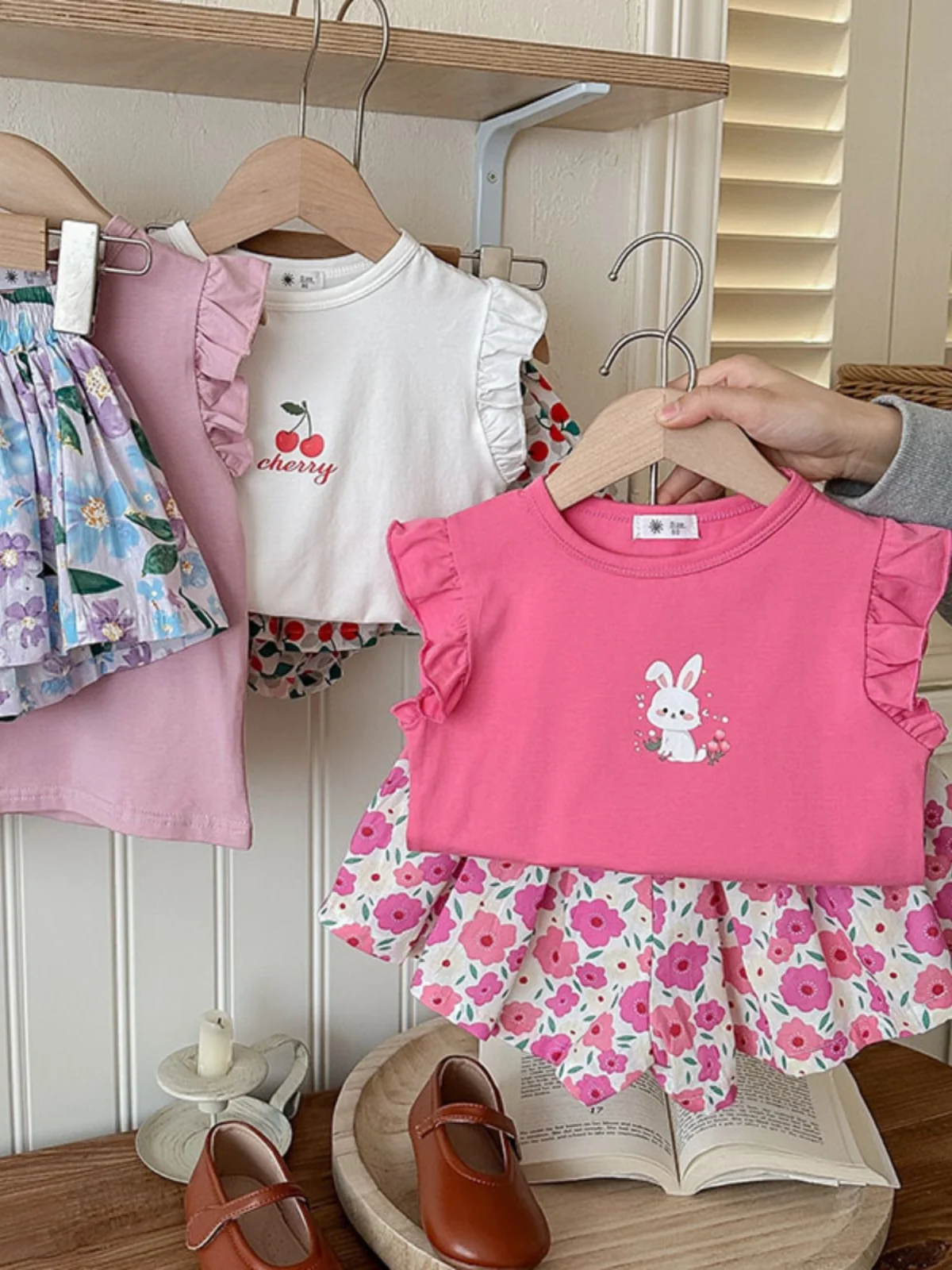 

Круглая футболка Ne ort Sve с принтом для девочек, корейский летний новый модный топ, женская одежда, шелковая ткань для поездок на работу