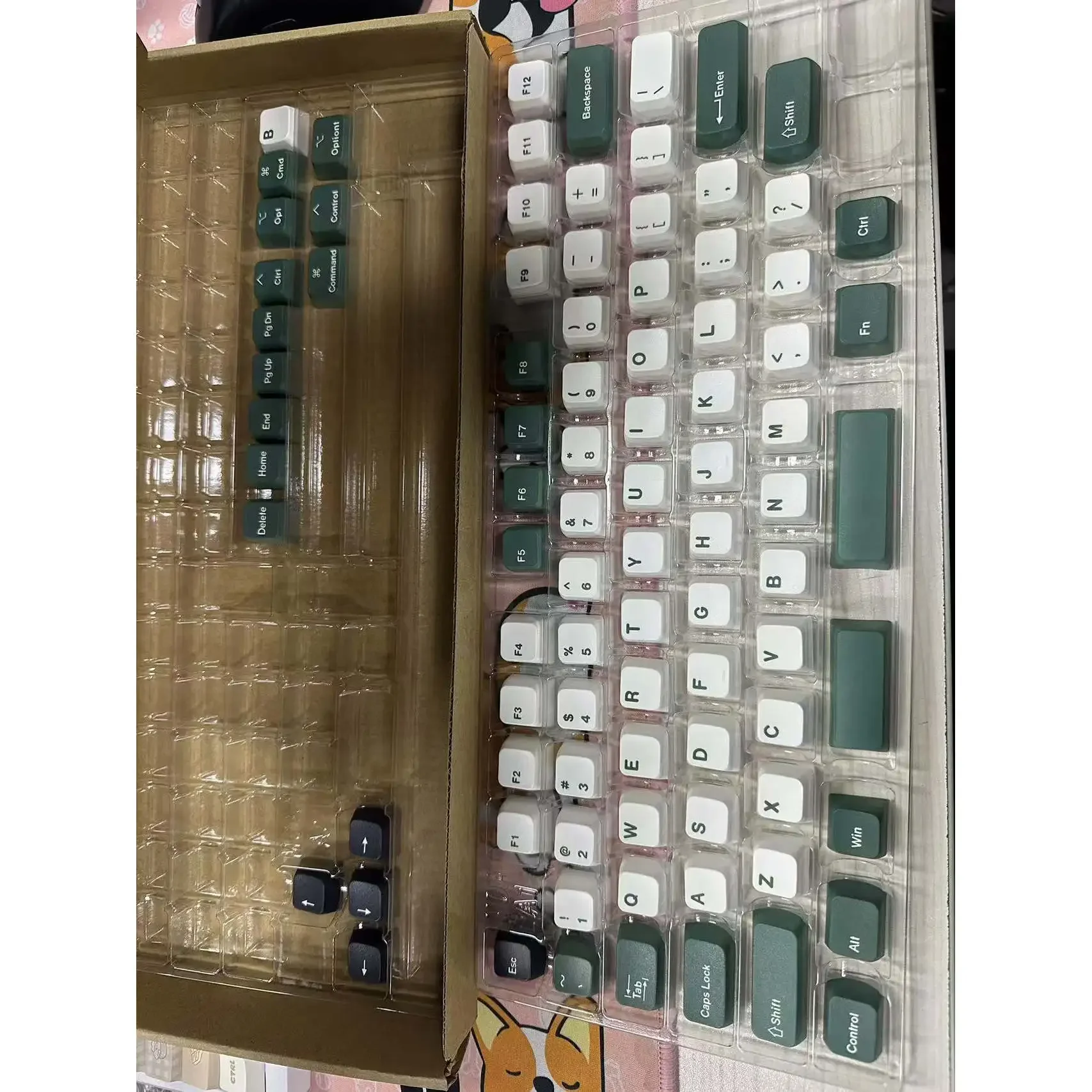 

ALICE75 с 4 цветами сублимационных колпачков (подходит только для 83-колонных коленей)