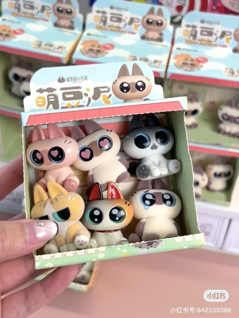 Original Azukisan Moe Azukisan Series Siamese Cat Bean Paste Mini Anime Figures Flocking Little Doll Ver1 Collection Model Toys