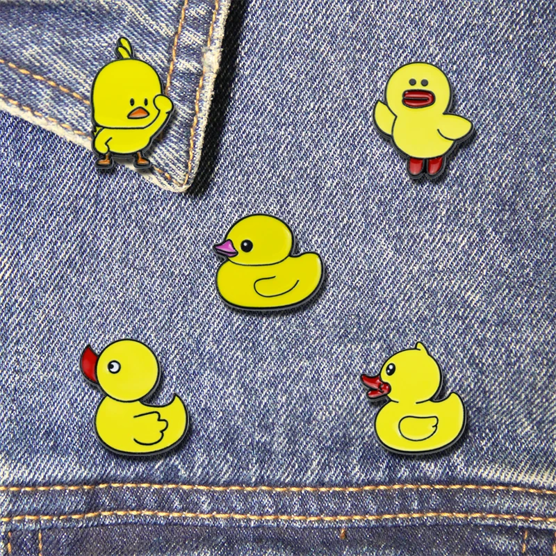 Yellow Duck Brooch Cute Animal Duck Enamel Pin Denim Lapel Badges Cartoon Jewelry