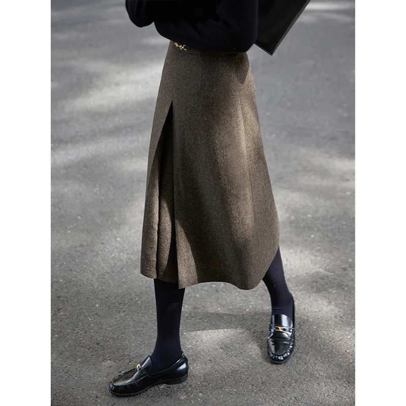Retro Versatile High-waisted Skirt 2025 Early Spring New Woolen Skirt