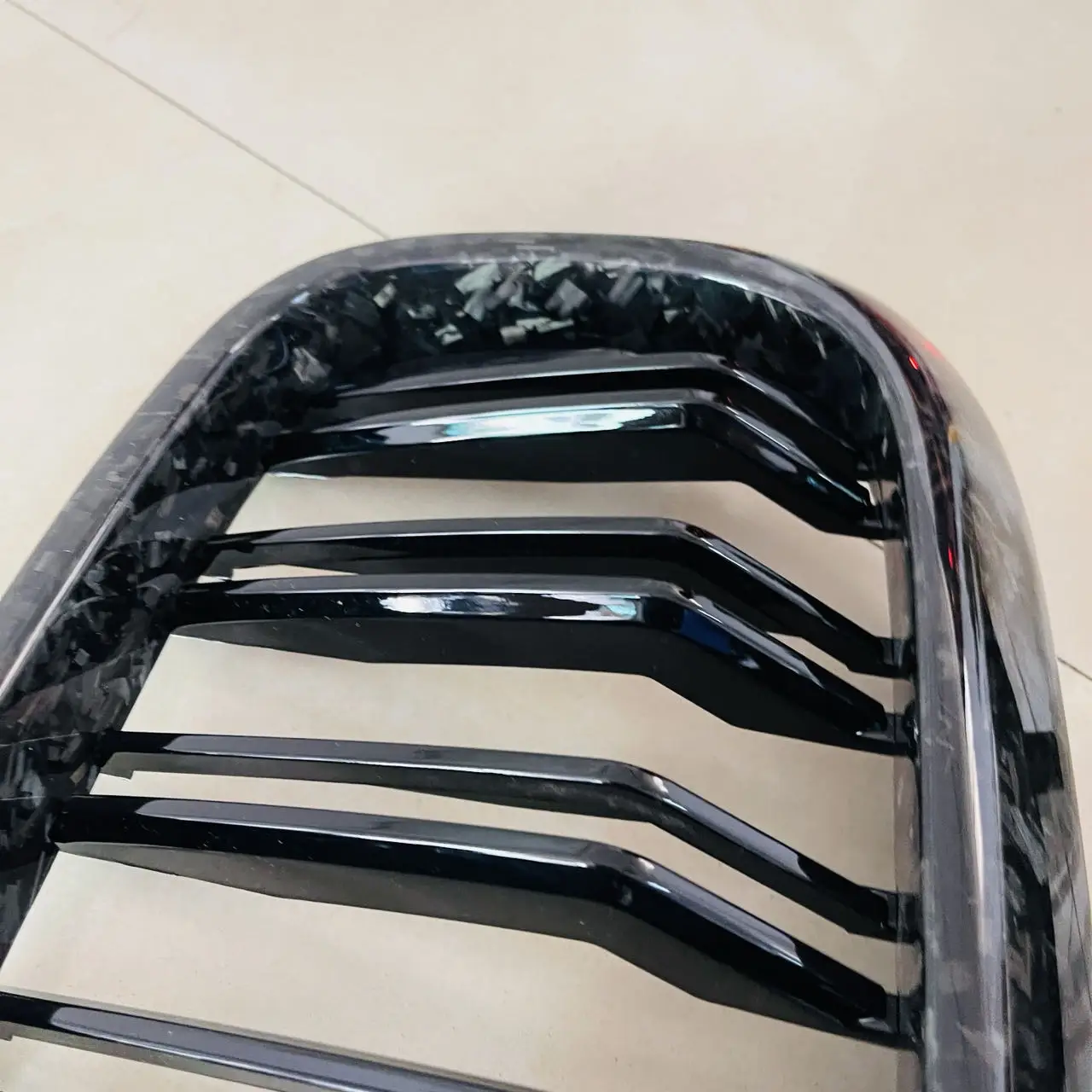 carbon fiber Front Car Grille for   G30   5Series 530i 540i