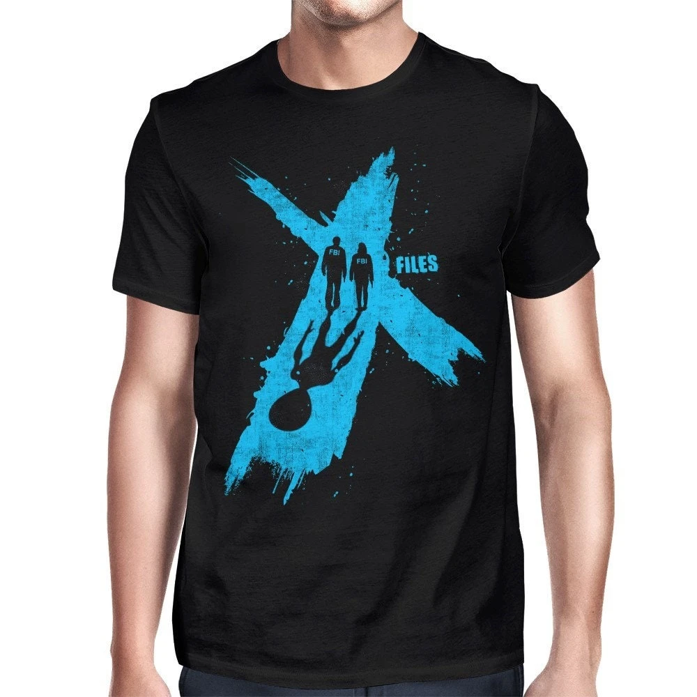 Black Short Sleeved T-shirt with Alien and Spy Patterns From The Classic Science Fiction TV Series 
