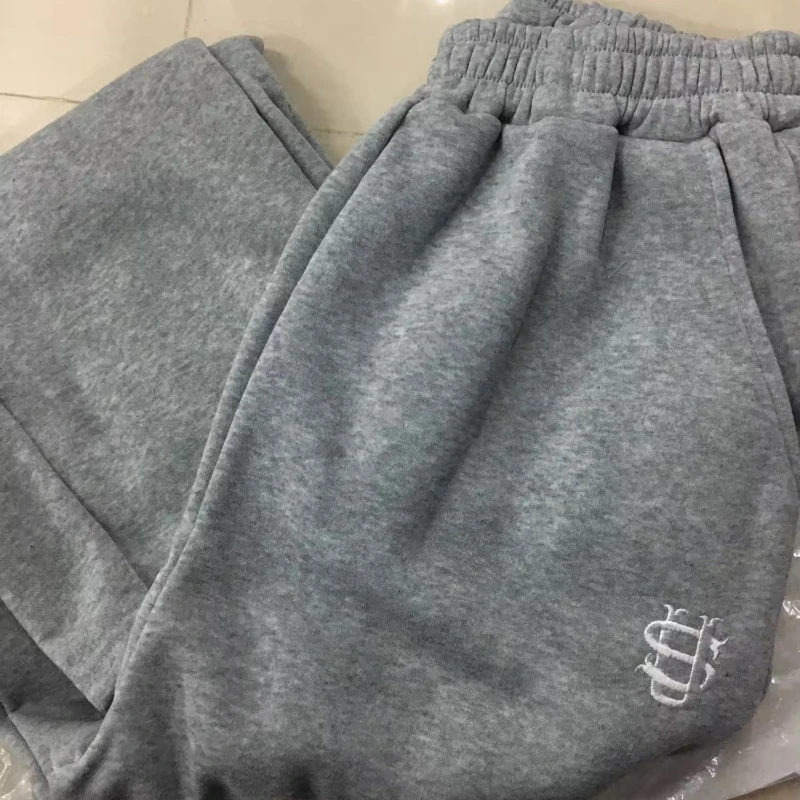 2025 nueva letra simple bordada monedas de oro imagen S pantalones de pierna recta y2k pareja pantalones deportivos al aire libre pantalones sueltos casuales