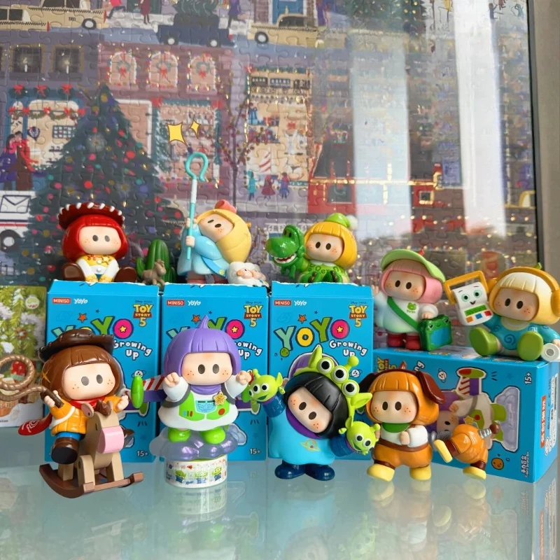 MINISO Série YoYo Growing Up Boîte Mystère Figurines Anime Buzz Lightyear Aliens Jouets Mignons Décoration de Bureau Boîte Surprise Cadeaux
