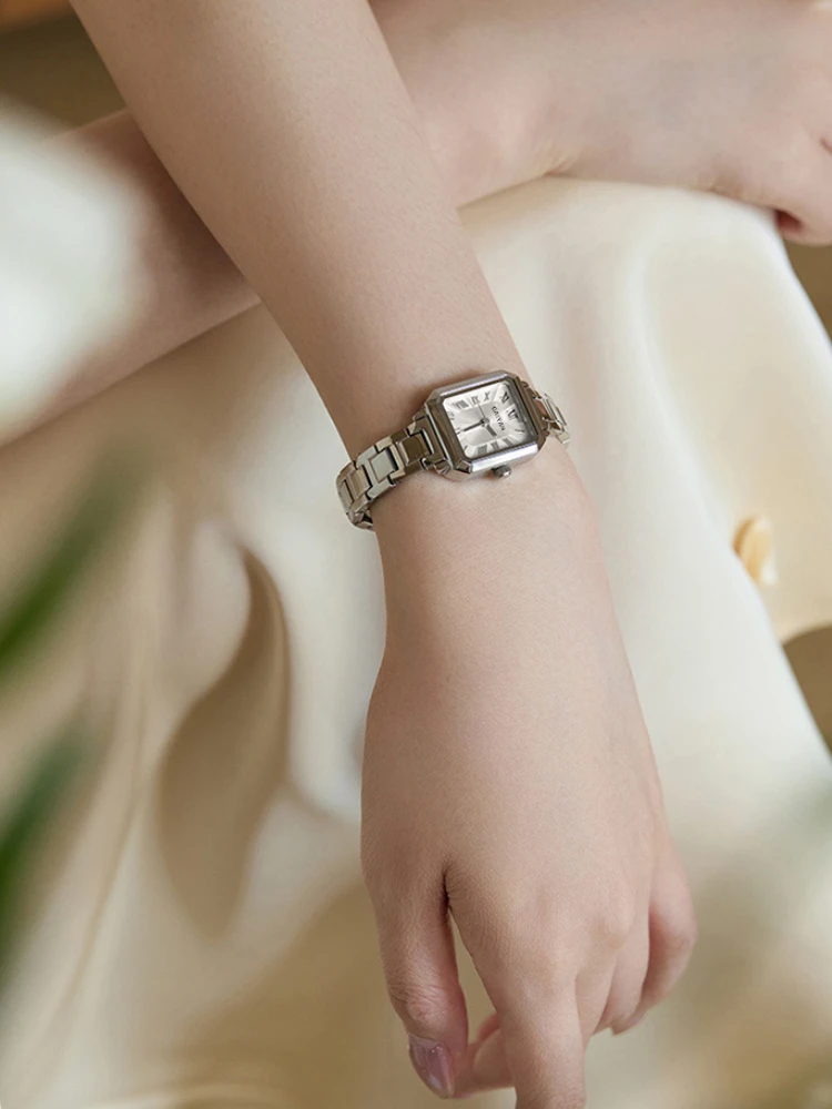 Square Stainless Steel Minimalist Ladies' Watch Roman Numerals Quartz Movement Waterproof Girls Bracelet Women's watch