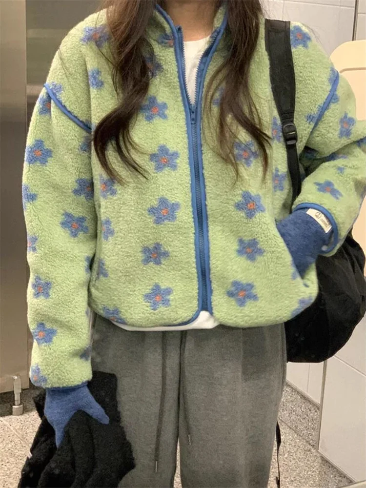 

Новая зимняя флисовая куртка с милым цветком, женская ретро-синяя теплая плюшевая куртка с цветочным принтом ягненка, легкое и мягкое пальто с внутренней нижней частью