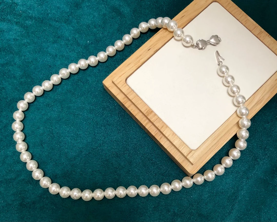 9-9.5mm white 4A+ natural freshwater pearl necklace 18k real gold pearl clasp