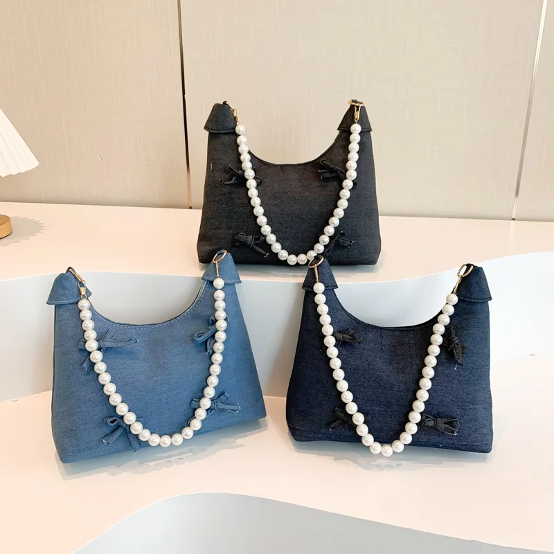 Borsa sottobraccio in denim Borsa da donna con fiocco Bowknot Borsa a mezzaluna con decorazione di perle Borsa a tracolla con tracolla a catena per viaggi di lavoro