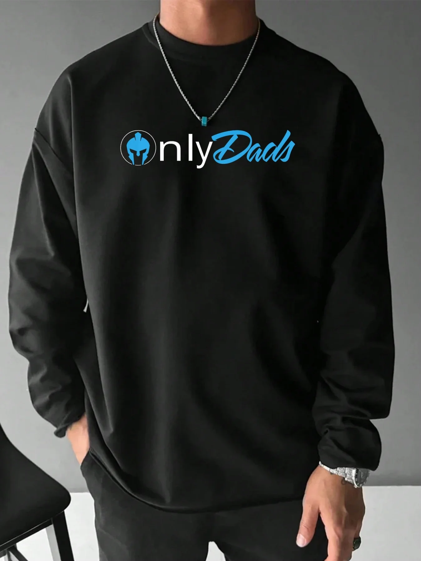 T-shirt noir en coton à manches longues et col rond pour hommes, design simple et créatif, uniquement pour les papas