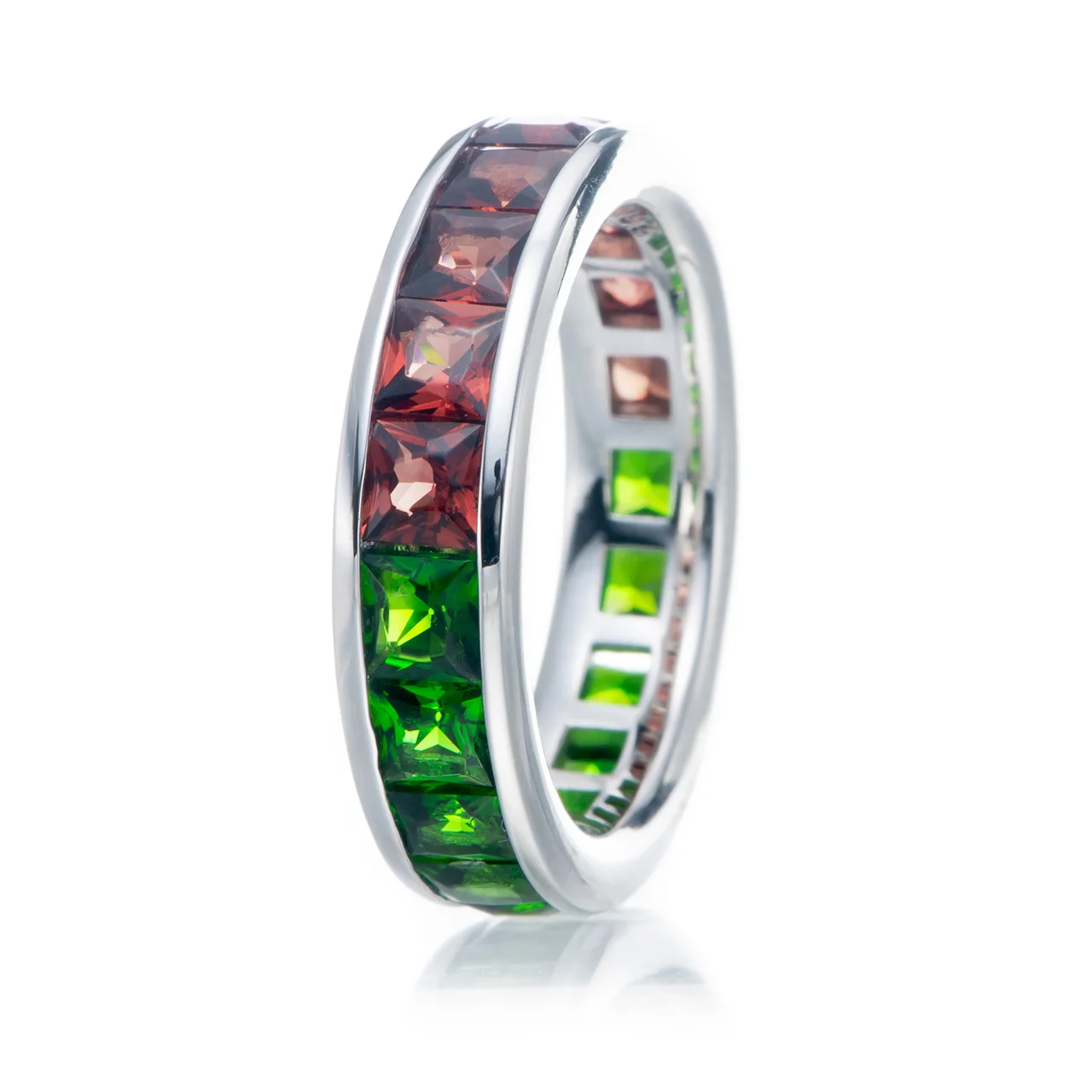 

GESIDE Chrome diopside and Garnet Rhodium Over Sterling Silver Ring