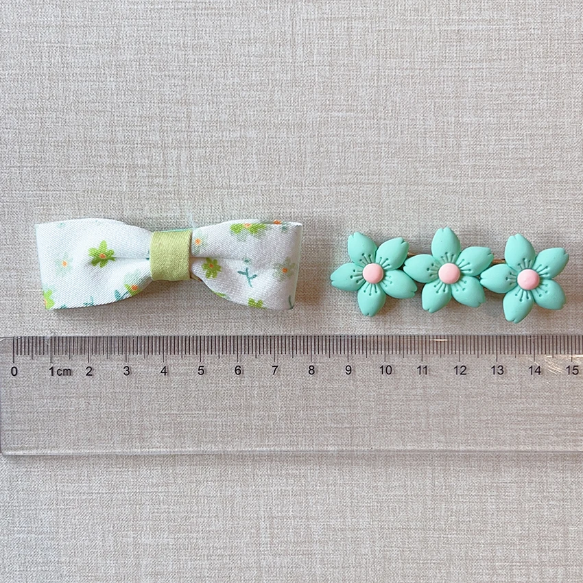 Neues Set aus Haarspangen für Kinder in verschiedenen Stilen, Mädchen-Haarspangen mit Blumenmuster, Schleifen, Hasenohren, Früchten, süße Haarspangen aus Kunstharz mit Früchten und Blumen 2026 – Detail 10
