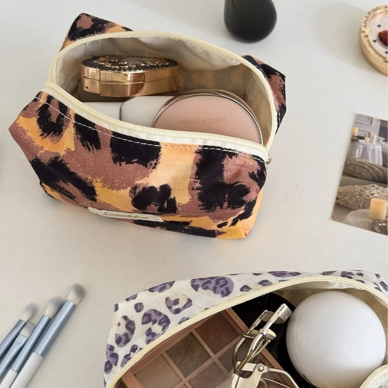 organizador-de-armazenamento-em-forma-de-caixa-bolsas-de-maquiagem-femininas-com-estampa-de-leopardo-bolsa-de-cosmeticos-para-viagem-acessorio-de-maquiagem