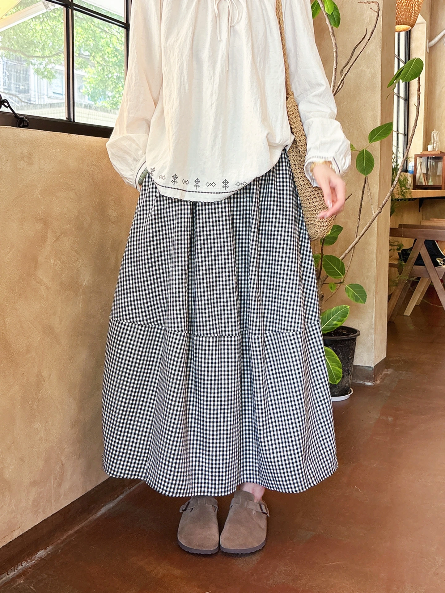 

XiaoYanHome Новая осенняя японская юбка-трапеция с эластичным поясом, свободная повседневная длинная юбка миди для женщин