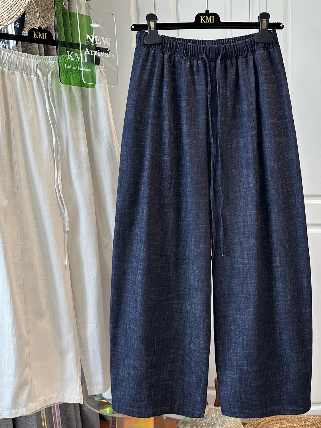

Minimalist Style Wide Leg Casual Pants Women's Summer 2026 Drawstring Elastic Waist Loose Fit Casual Trousers