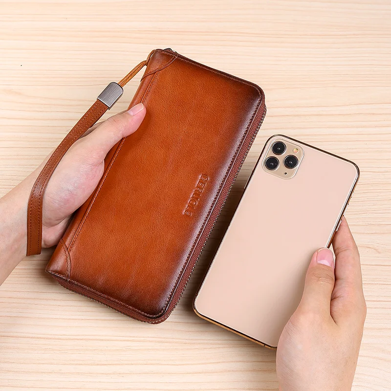 محفظة جلدية للرجال طويلة جديدة من جلد البقر الناعم حقيبة يد للسفر خفيفة فاخرة وبسيطة ذات سعة كبيرة وفرشاة مضادة للسرقة متدرجة اللون أصفر