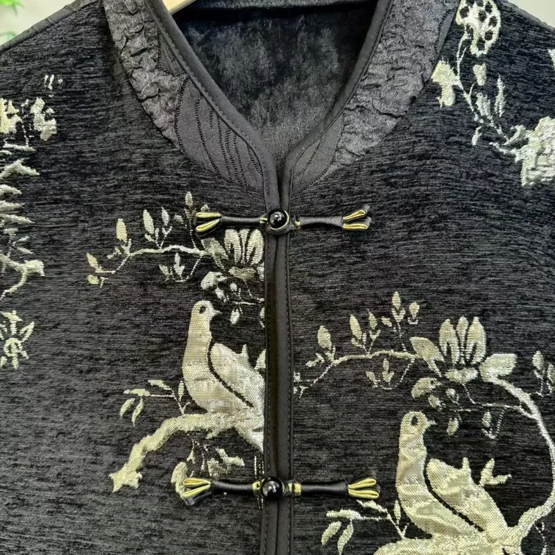 

2026 Winter Chinese Style Women's New Chinese Tang Style Fashion with Velvet Retro Fashion Vest Female Loose Retro Casual Vest