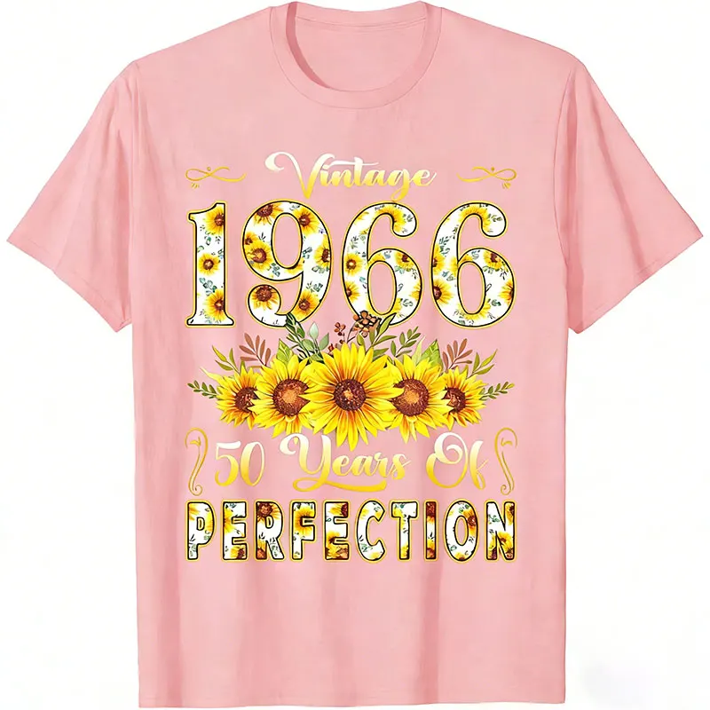 50 Year Old Retro 1976 Sunflower 50th Birthday Girl Women T-Shirt New Summer Short-sleeved Round-neck Breathable Shirt Launched