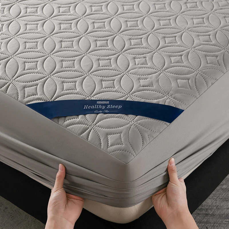 Ultraschall-Gesteppter Wasserdichter Antibakterieller Matratzenschoner Atmungsaktiv Ultra Weich Geräuschlos 30CM Tiefe Taschen Spannbettlaken