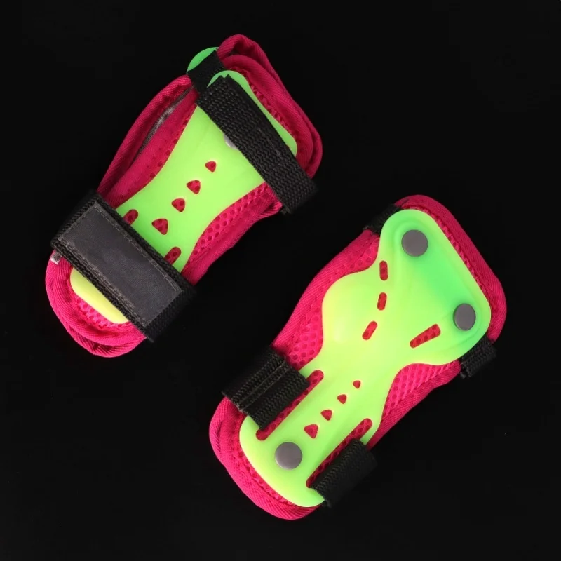 2Pcs Roller Skating Wrist Guards Sweat Absorption Breathable Flexible Kids Skating Wrist Brace For Kids Sports Outdoor S (Ages 3 view 3