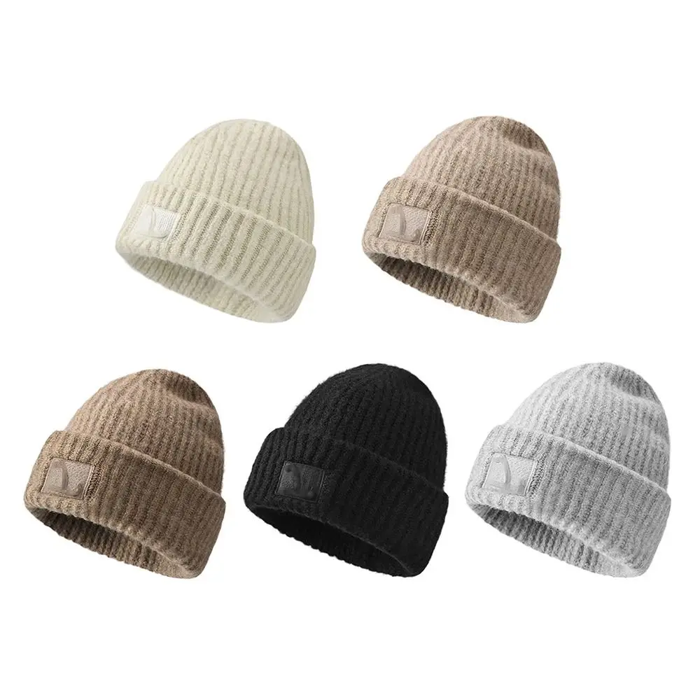 Protezioni per le orecchie allentate cappelli da donna che rivelano il viso piccoli cappelli lavorati a maglia traspiranti lettere protezione solare ricamata