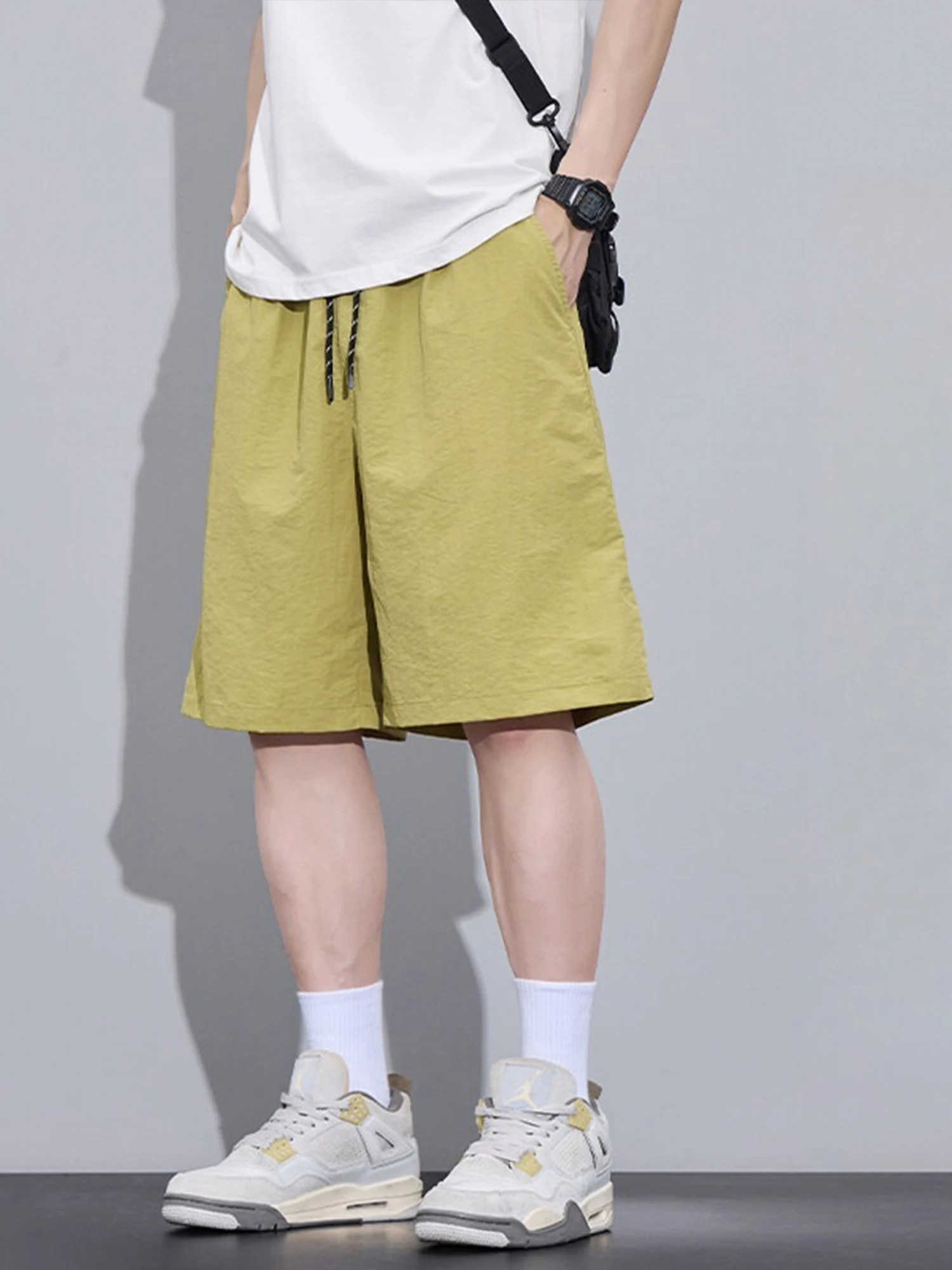 

Мужские спортивные баскетбольные брюки из ледяного шелка, летние тонкие прямые брюки, свободные спортивные баскетбольные брюки, модные молодежные повседневные брюки для активного отдыха