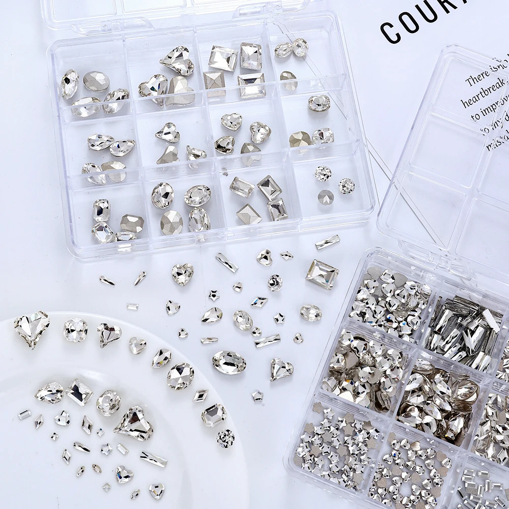 12 Gitter Mini-Diamanten mit Flachboden für Nagelkunst, Weiße Nagelrhinesteine für 3D-Nageldekorationen, Glitzer-Maniküre-Zubehör – Detail 8