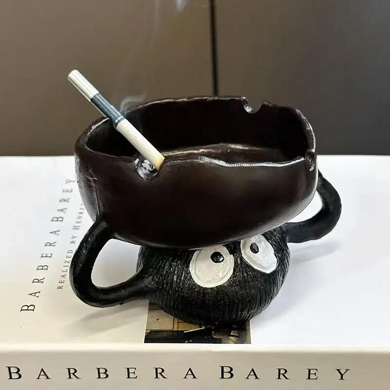 

Cartoon Cute Coal Ball Ashtray, Home Living Room Coffee Table Office Desktop High-End Feel Anti-Fly Ash Ashtray Decoration