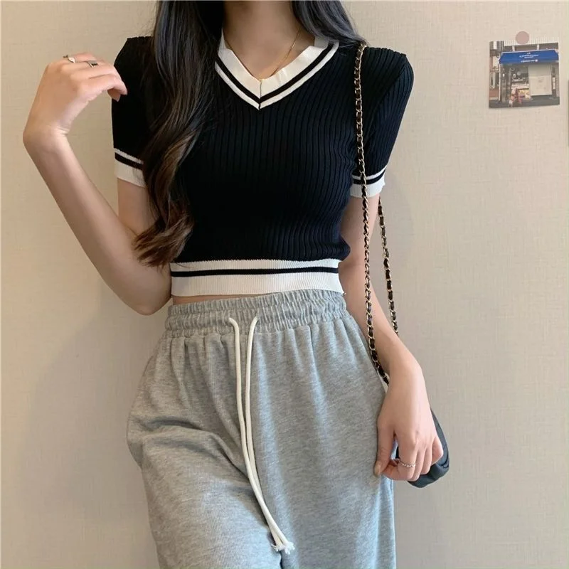 Sexy Versatile V-neck Short Sleeve T-shirt Women Summer Design Fresh High Waist Short Fashionable Top Knitted Shirt