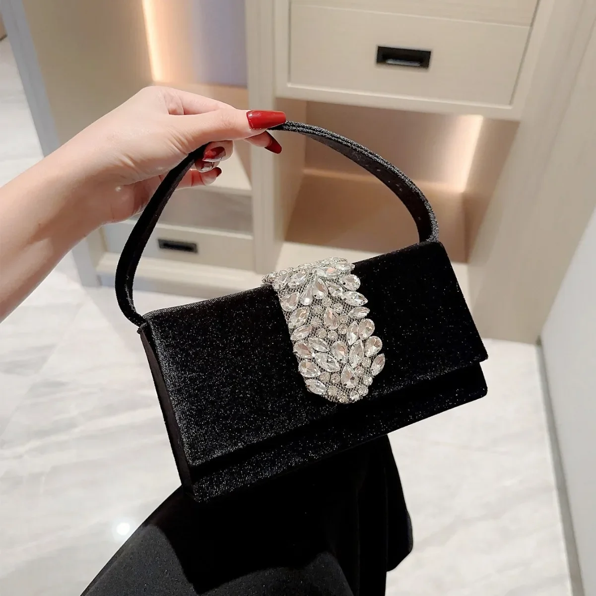 Autumn Winter New Handbags Retro Velvet Blue Black Evening Bag Clutch Handle Handbag For Women Dinner Party Rhinestone Clutches