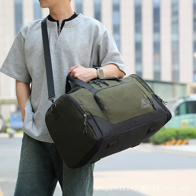 

Large-capacity Bag Shoulder Bag Trendy Color Matching Sports Yoga Fitness Bag Fashionable Short-distance Portable Travel Bag.