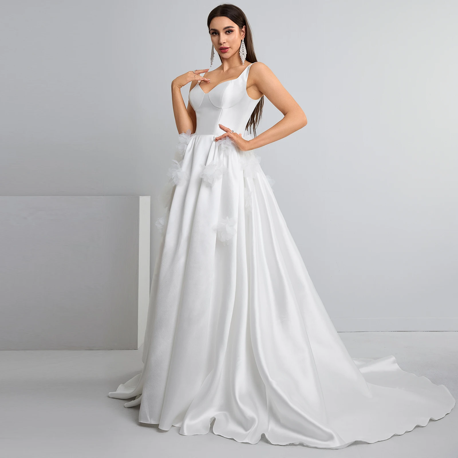 Royal Muse collare in muratura gilet abito da sposa in raso 3D Flower Design abito da sposa a-line con treno