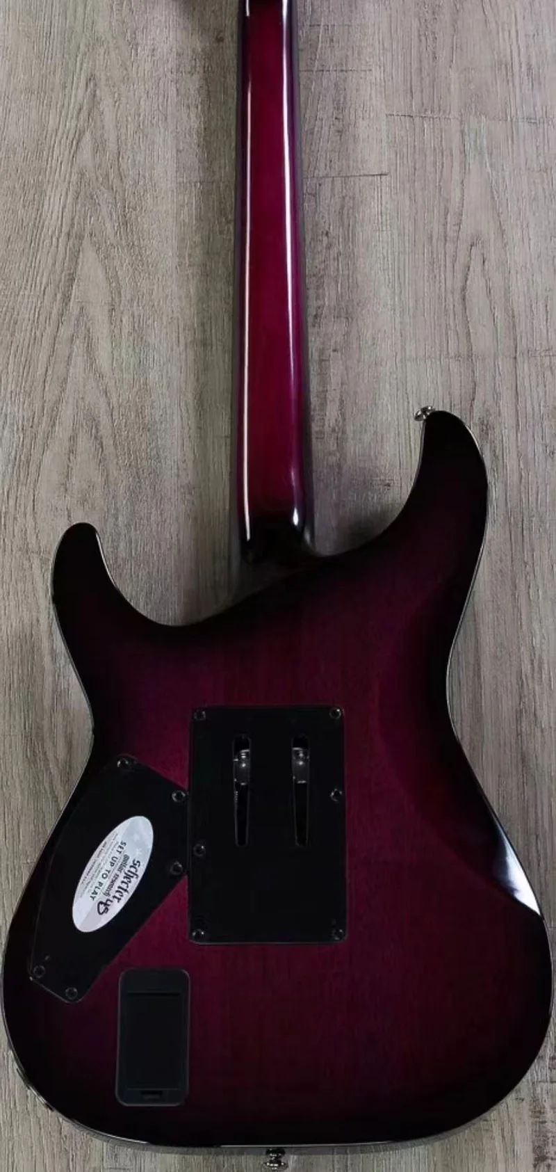 OEM High quality 6-string electric guitar, rosewood fingerboard, tremolo bridge, EMG active pickup