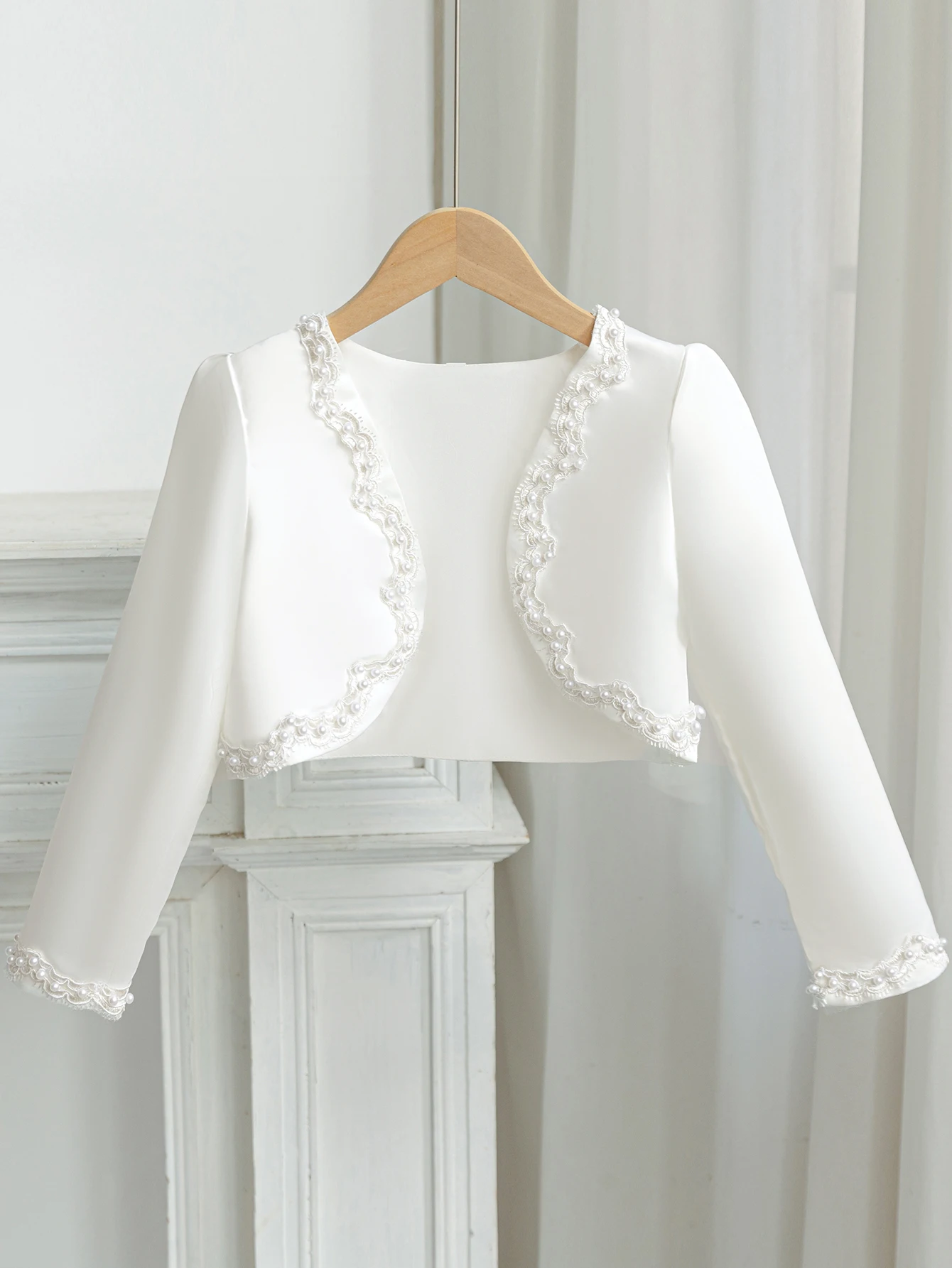 Girl's White Coat For Formal Occasions Stage Performances Weddings Birthdays Parties Handmade Beaded Long Sleeved Coat