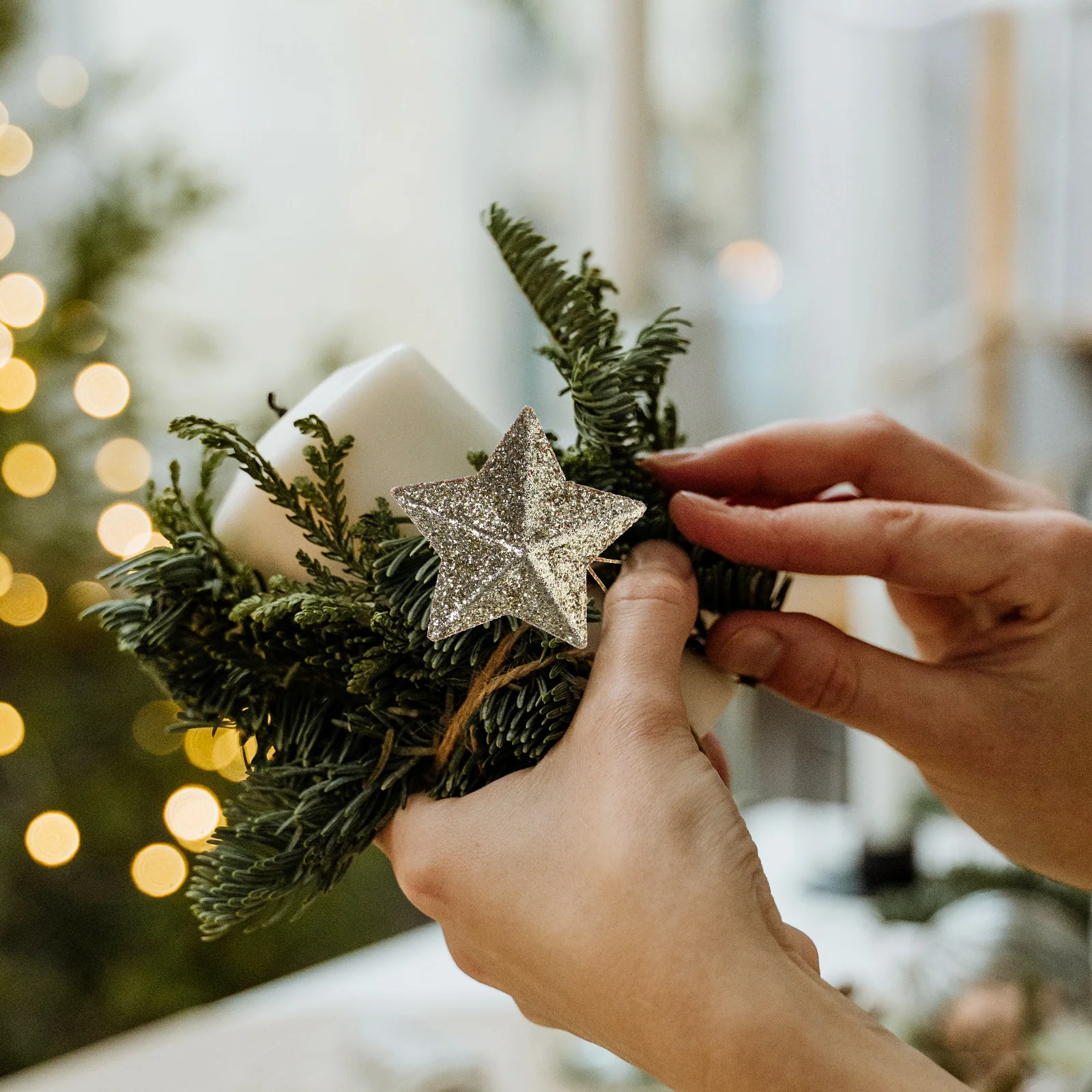 

12Pcs Xmas Hanging Star Ornaments Plastic Gold Glitter Xmas Tree Decorations Christmas Home Party Decor Christmas Star Ornaments