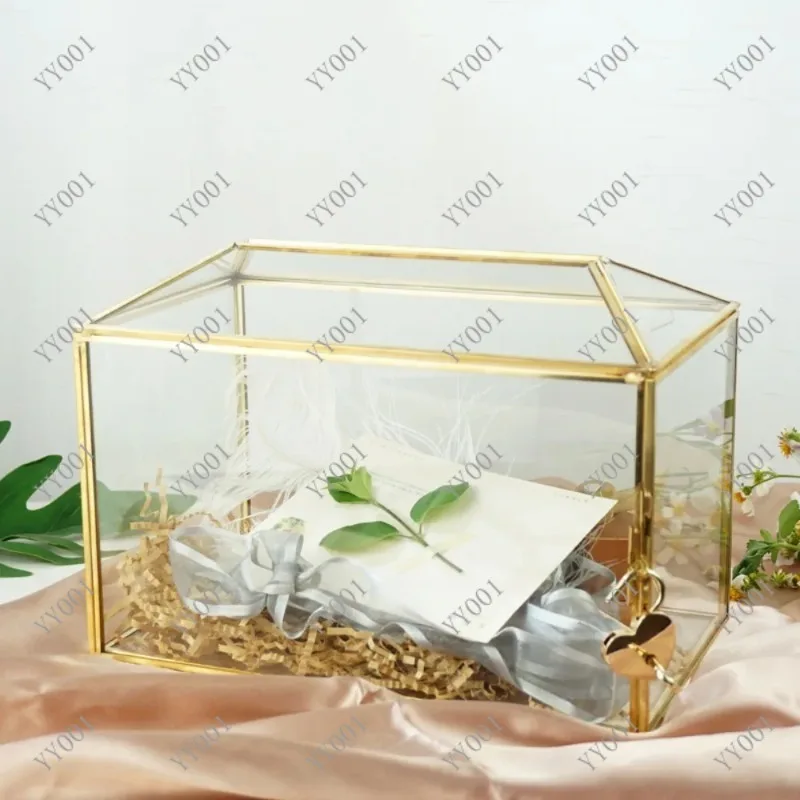 European Style Gold Rectangular Gift Box with Lock for Wedding Birthday Perfume Glass Decoration