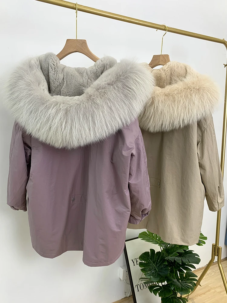 سترة شتوية مبطنة بفرو أرنب ريكس للنساء، معطف بومبر باركا مع غطاء رأس من فرو الثعلب والراكون الحقيقي، سميك ودافئ، ملابس خارجية للشارع