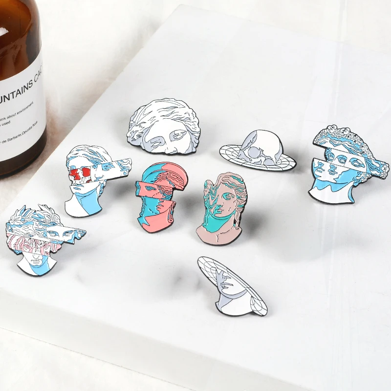 Pines personalizados de dibujos animados, alfileres de solapa de ropa, broche de esmalte artístico increíble, insignias de escultura de cabeza dividida, regalo de joyería