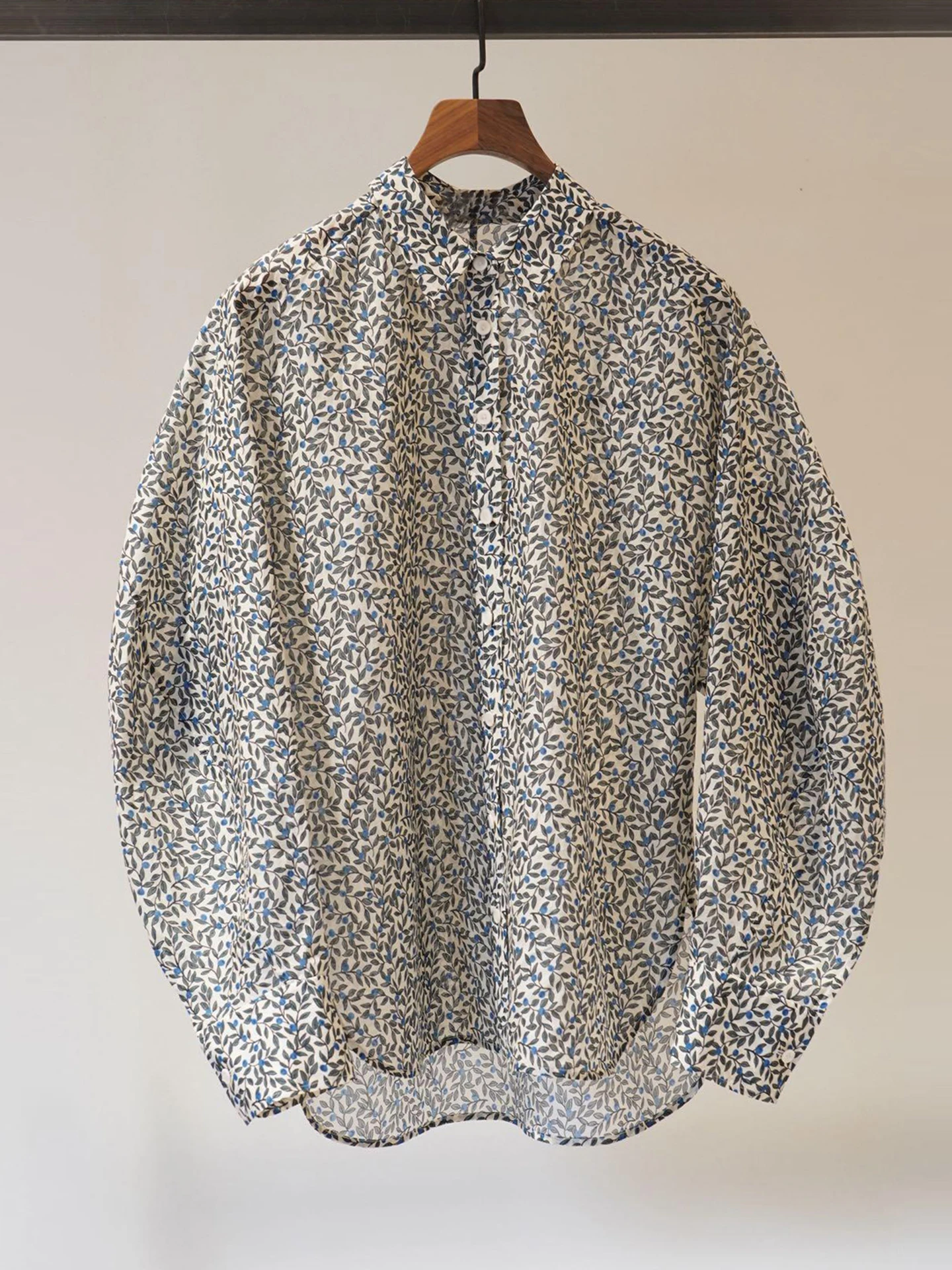 

Casual Versatile Plant Print Women's Shirt Summer 2026 Premium Female Fashion Commute Style Loose Fit Long Sleeve Button up