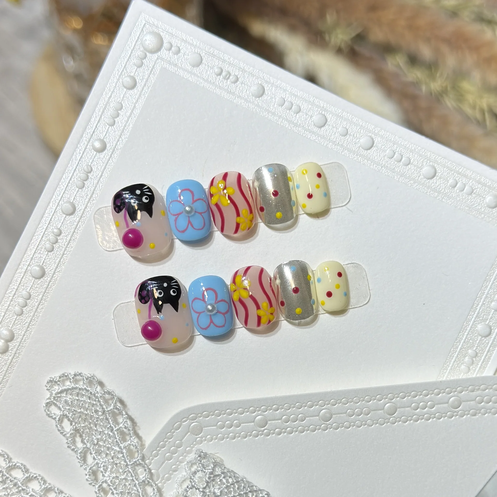 

10pc Handmade False Nails Tips Cute Balloon Cat Design Short Square Round Fake Nail Art Finished Press on Nails Reusable Manicur