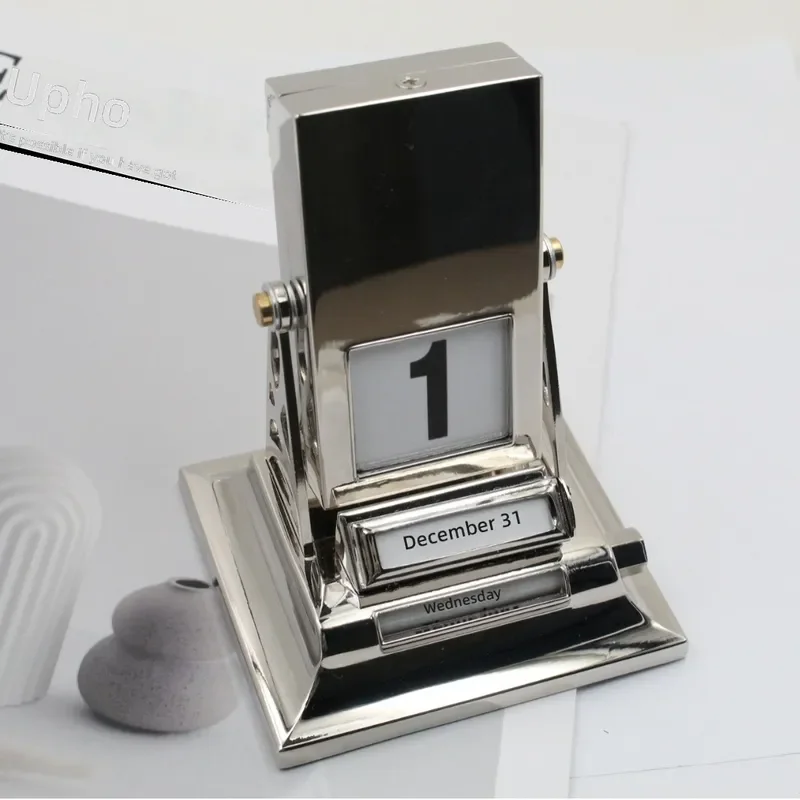 Metal calendar, craft gifts, commercial rotating office decorations, manuscript design creativity