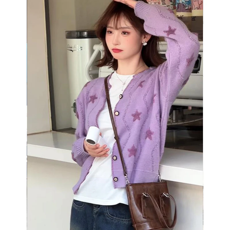 Weicher Wind Lila Stern Strickjacke Herbst Winter Anti-Aging High-End Weißes T-Shirt Jeans T-Shirt Set Damen Faion