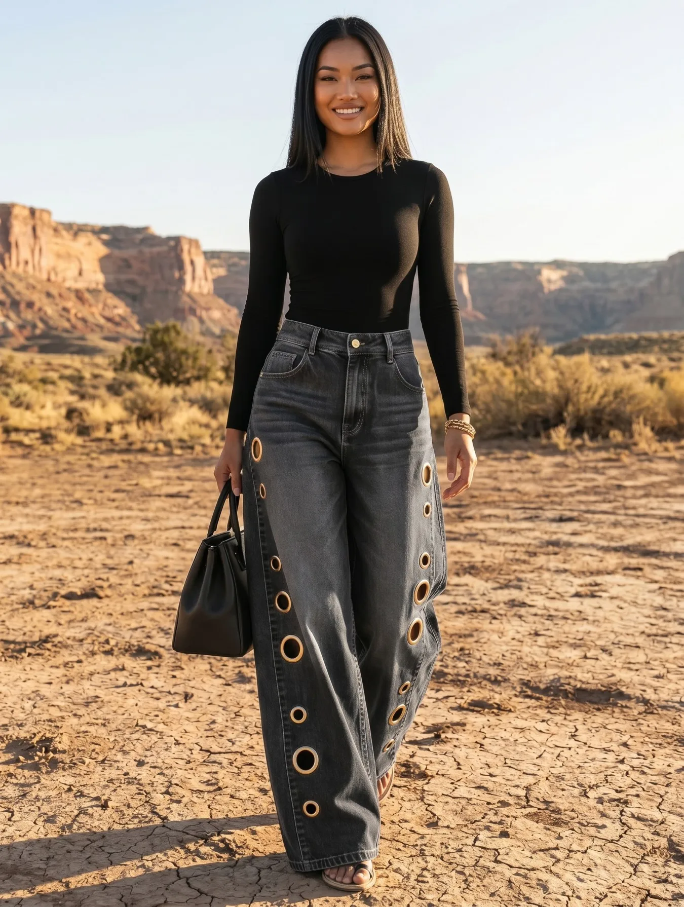 Versatile Piece, Women's Wide-Leg Jeans with Unique Metal Ring Cutout Design, Loose Wide-Leg Fit, Hides Flaws and Shapes Legs