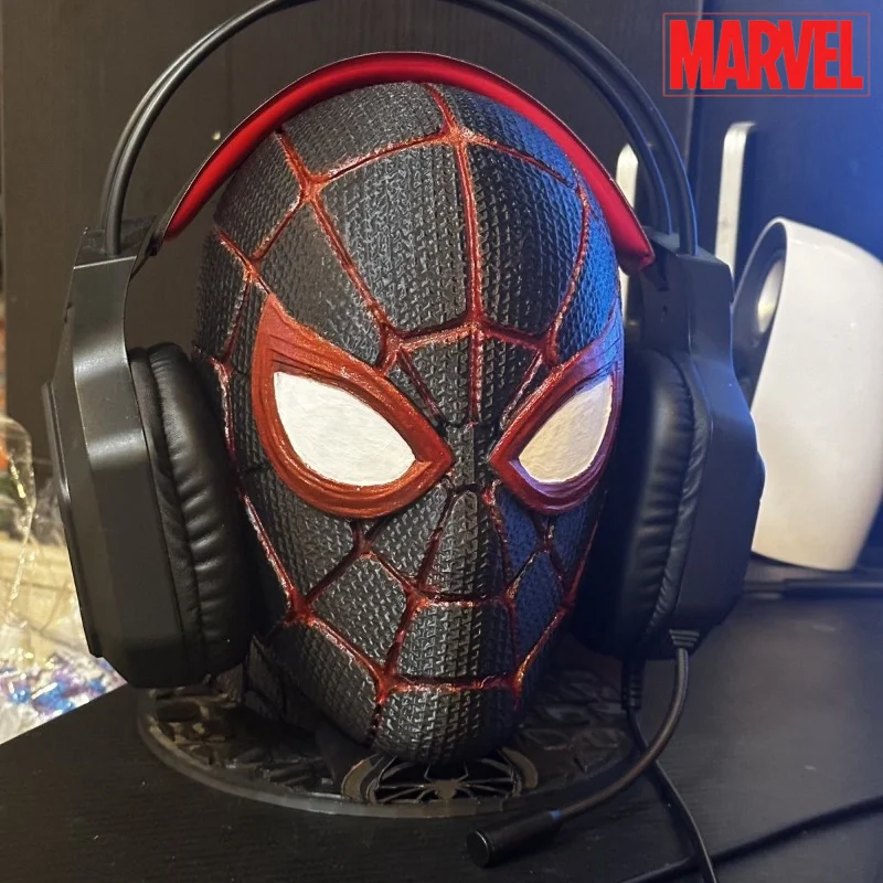

Cool Marvel Spiderman creative personality anime style fashion decoration stand for headphones, a gift for boyfriend on holiday.