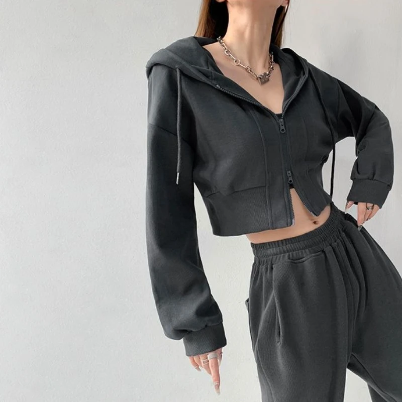 フルジップアップ ルーズフィット レディース パーカー エッセンシャル Y2K ヴィンテージ 若々しい服 エモ 長袖 デザイナー レディース フーディー スウェットシャツ