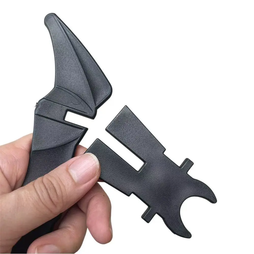 Bat-shaped knife holder, creative desktop storage stand, desktop display rack knife holder (knives not included, just the holder view 4