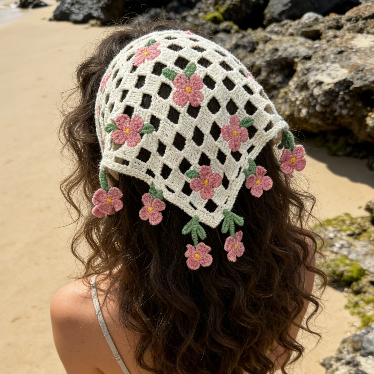 

AWAYTR Fashion Knitted Headscarf Hat French Pastoral Triangle Headband Handmade Crochet Headband Towel Retro Flower Headscarf